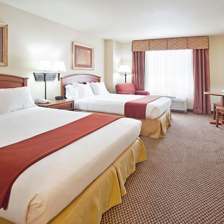 Holiday Inn Express Hotel & Suites Cedar City By Ihg Quarto foto