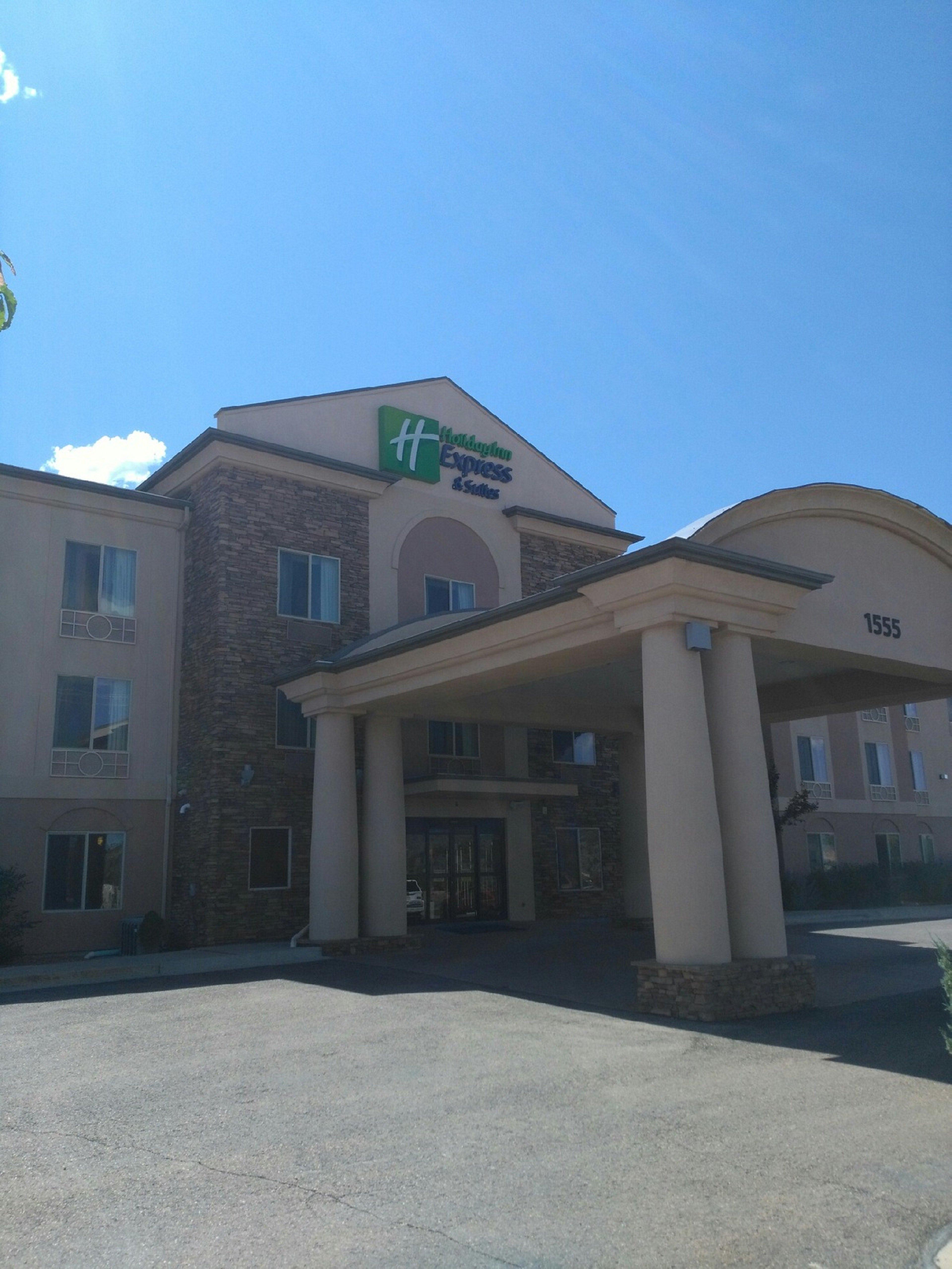 Holiday Inn Express Hotel & Suites Cedar City By Ihg Exterior foto
