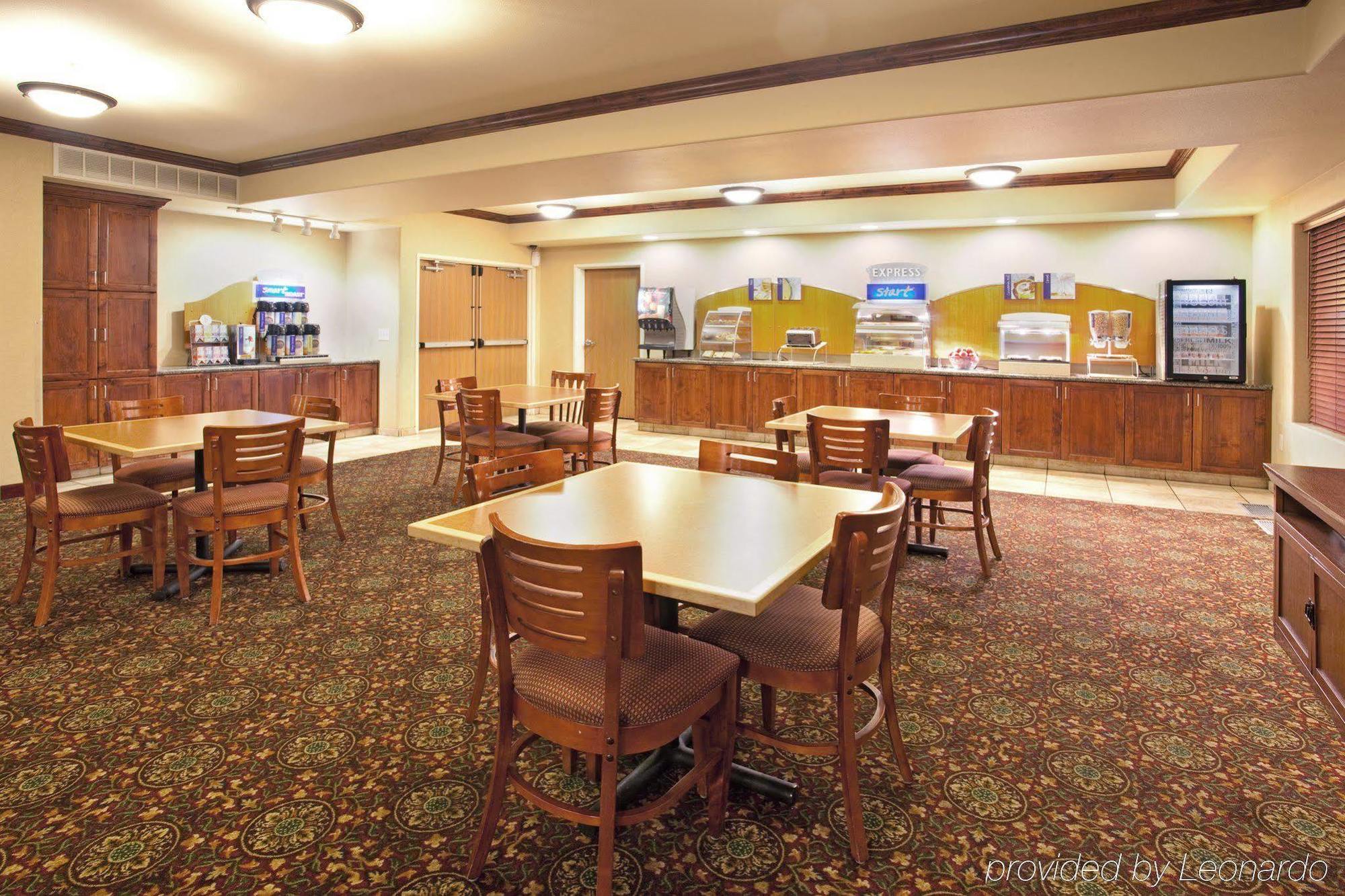 Holiday Inn Express Hotel & Suites Cedar City By Ihg Exterior foto